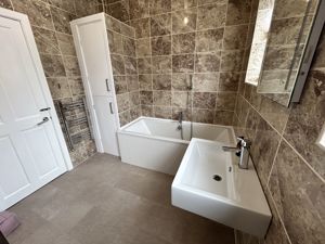 Photo 23- click for photo gallery